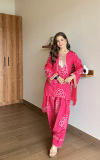 Gulab Rosette Farshi Salwar Set